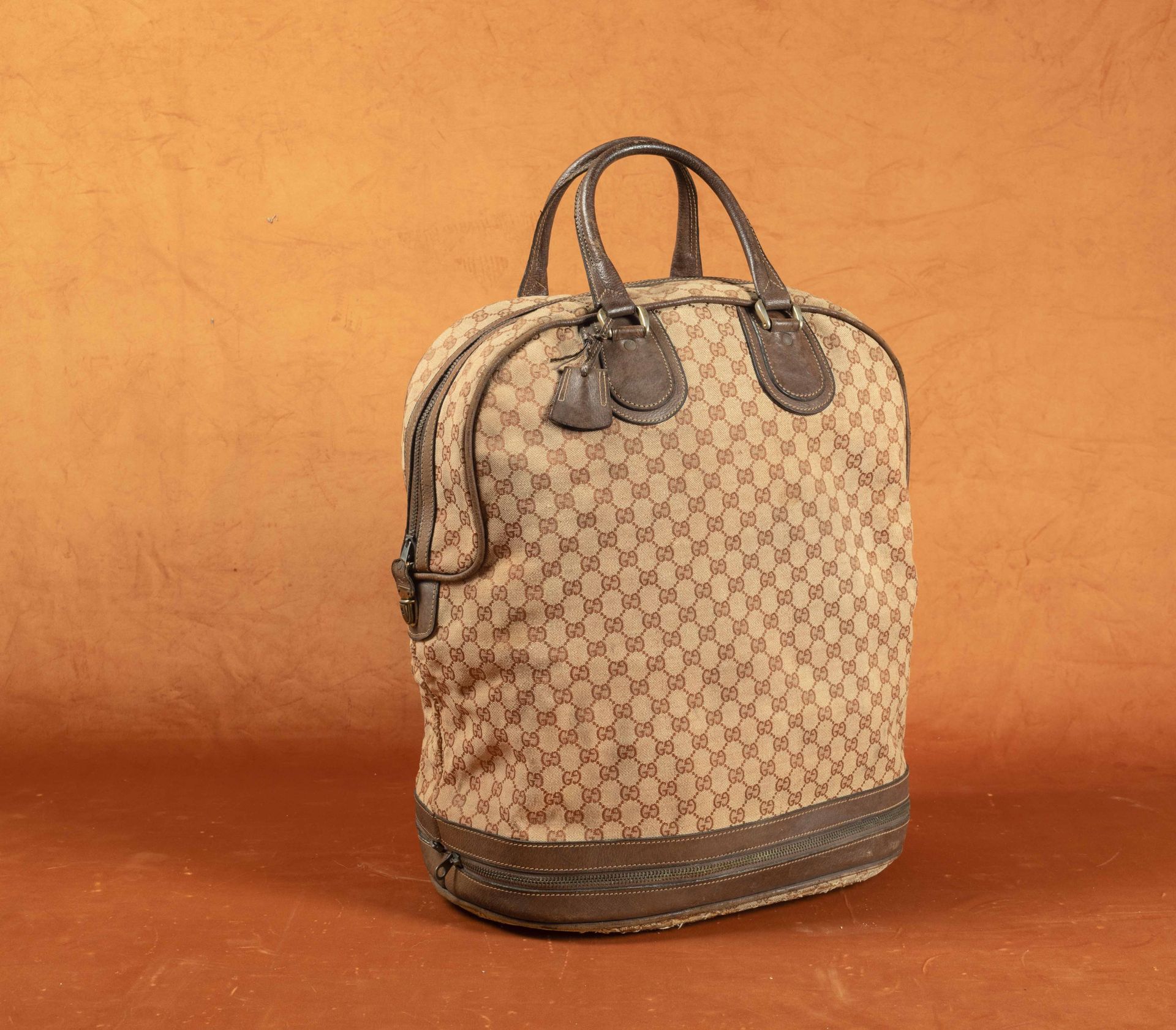 GUCCI Sacca da viaggio estensibile, in tessuto Original GG.Difetti