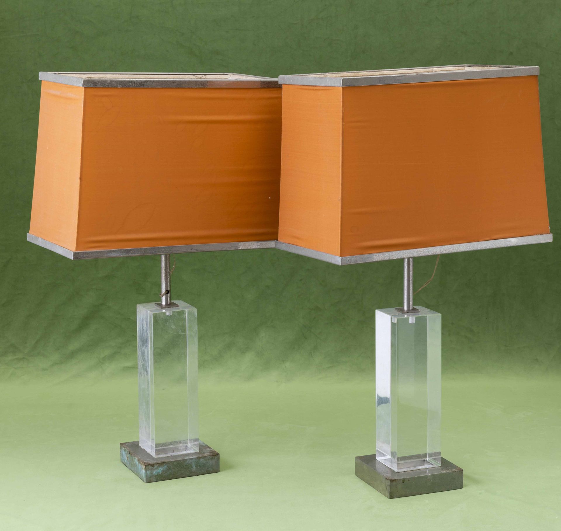 Romeo Rega 1925-1984 Coppia di lampade da tavolo in ottone cromato e plexiglas, &hellip;