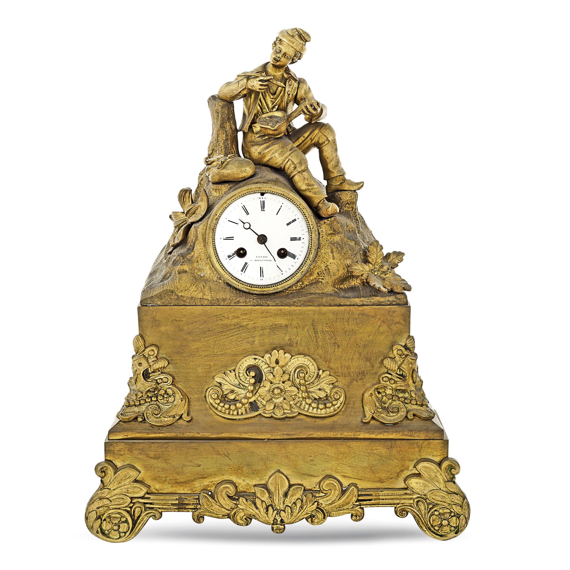 Gilt metal mantel clock France, 19th- 20th century 44x32,5x12 cm. 建筑结构，带嵌花，白色清漆表&hellip;