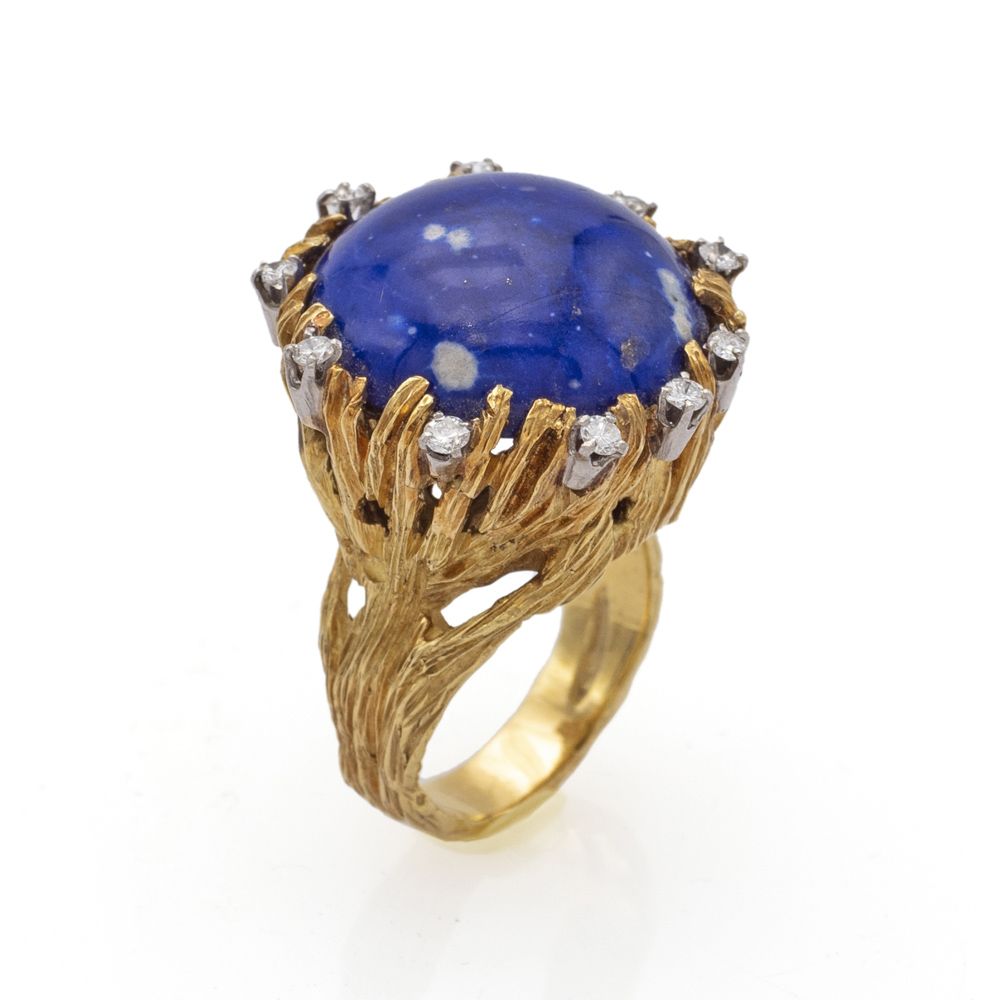 18kt yellow gold lapis lazuli and diamonds ring années 1970/80, poids 26 gr, dia&hellip;