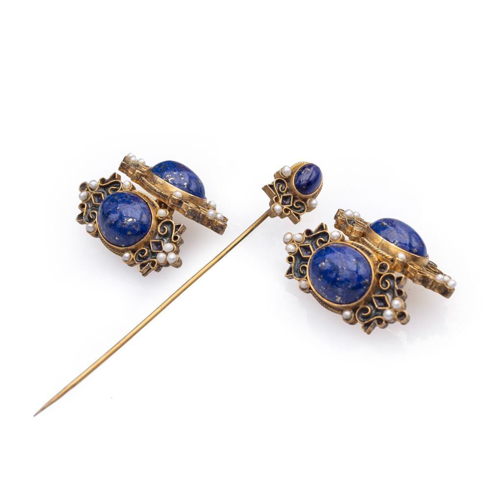 Percossi Papi, cufflinks and pin , weight 9 gr., in gilded silver lapis lazuli c&hellip;