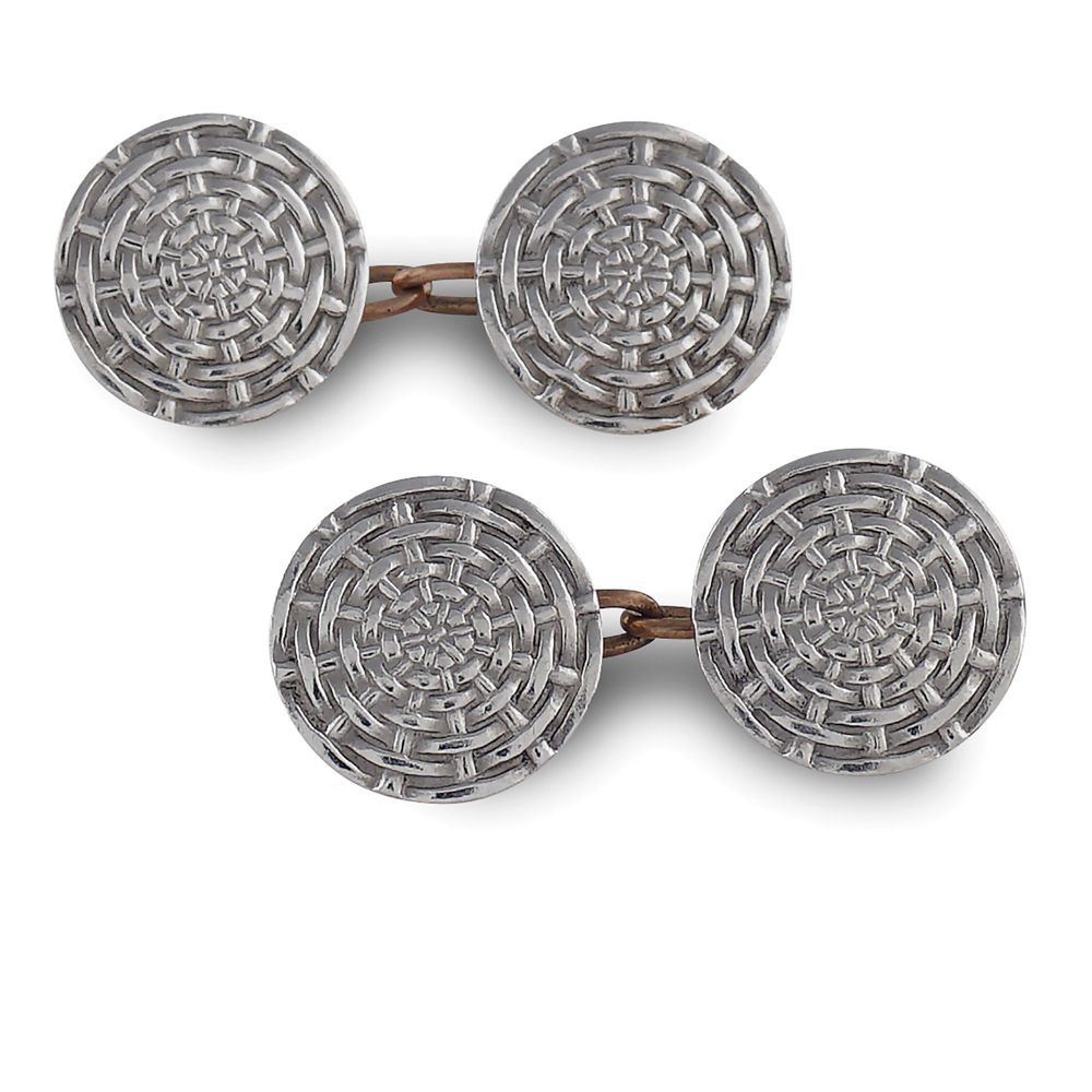 Round platinum and 18kt yellow gold cufflinks 1940/50年代，重量11克，蜘蛛网图案