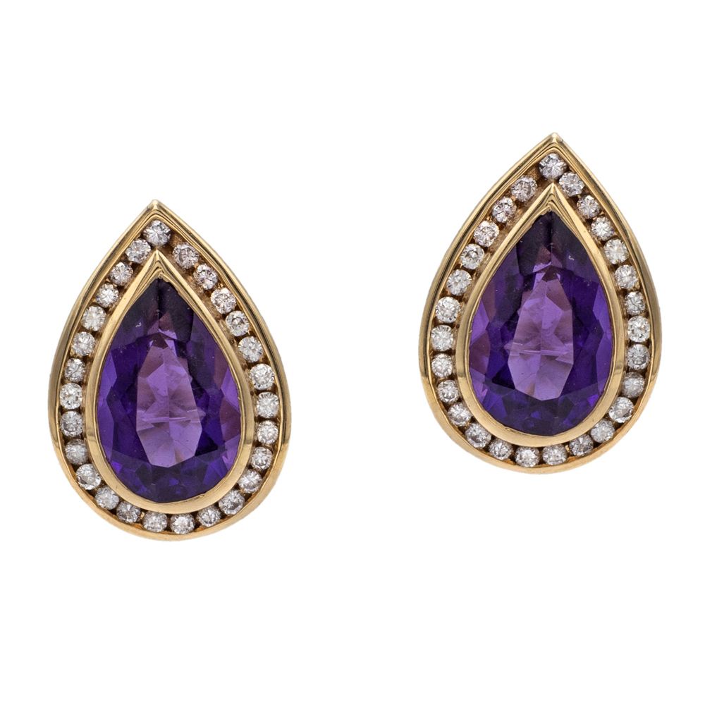 14kt yellow gold lobe earrings with amethysts 重11克，双子座梨形切割和明亮式切割钻石，约0.50克拉