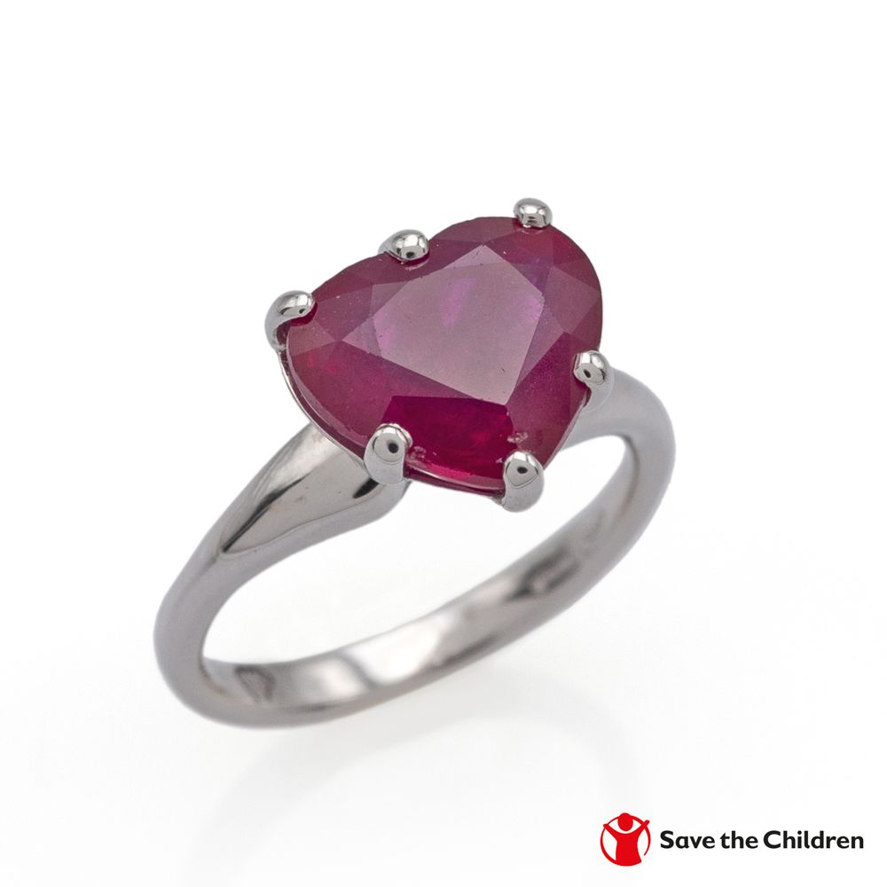 18kt white gold ring with a 5 ct heart cut ruby firmato Dematier, peso 5 gr., ta&hellip;