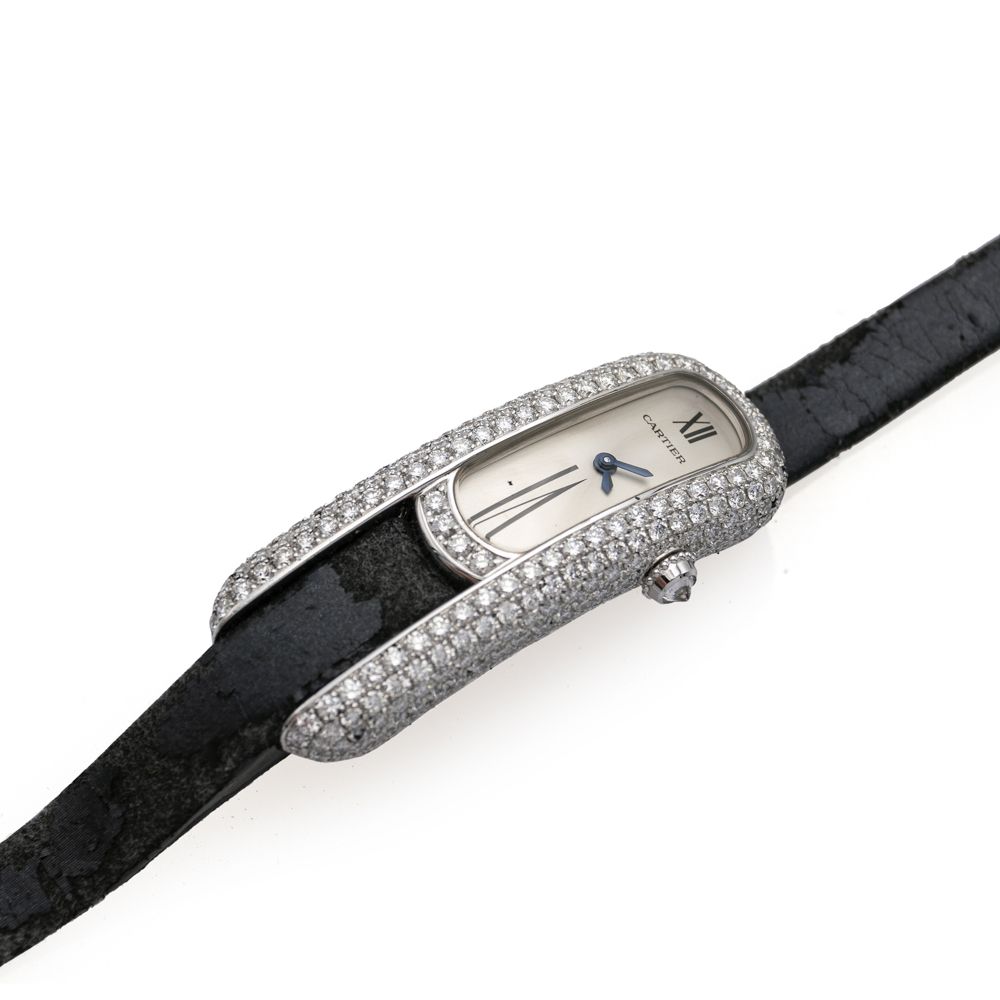 Cartier Libre Trombone, ladies watch , circa 2000s, en or blanc 18kt et diamants&hellip;