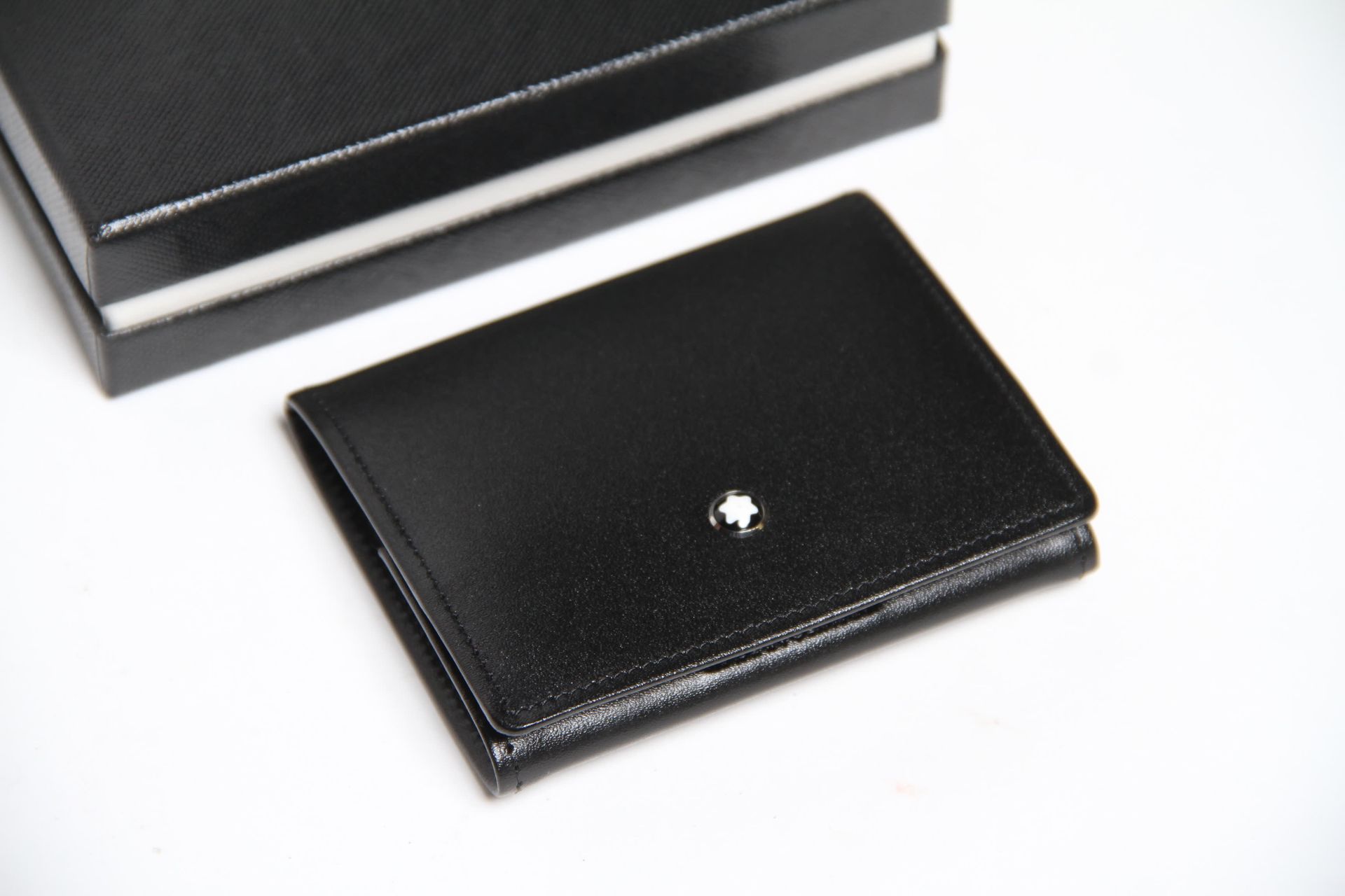 Null MONT BLANC, BLACK LEATHER WALLET IN ITS BOX (NEW CONDITION)