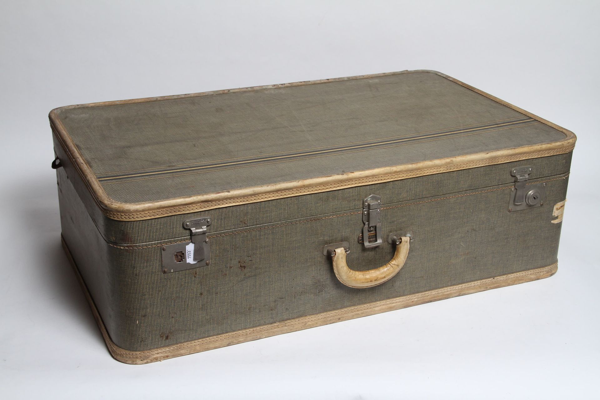 Null OSHKOSH CANVAS AND PARCHMENT SUITCASE