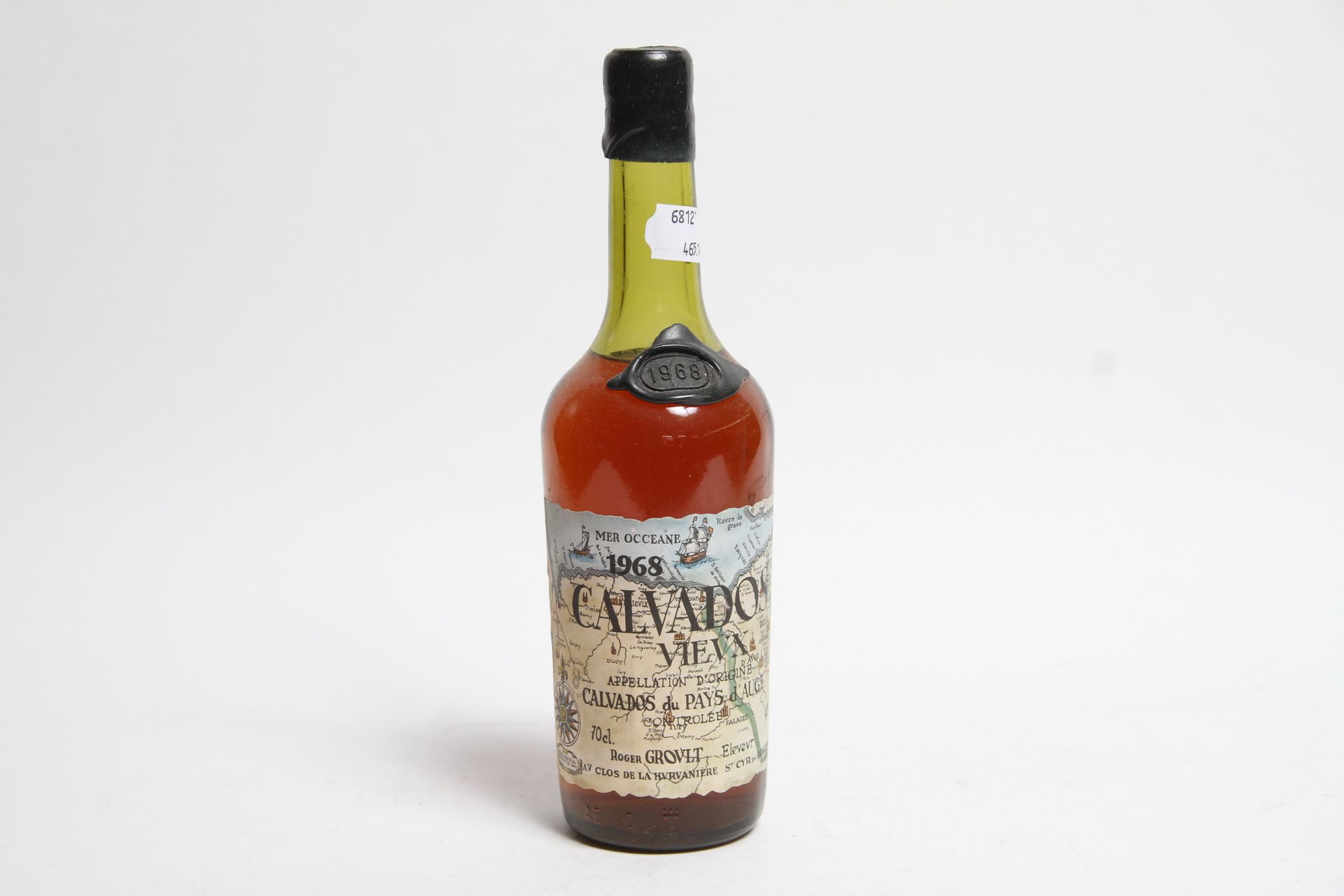 Null BOTTLE OF OLD CALVADOS 1968