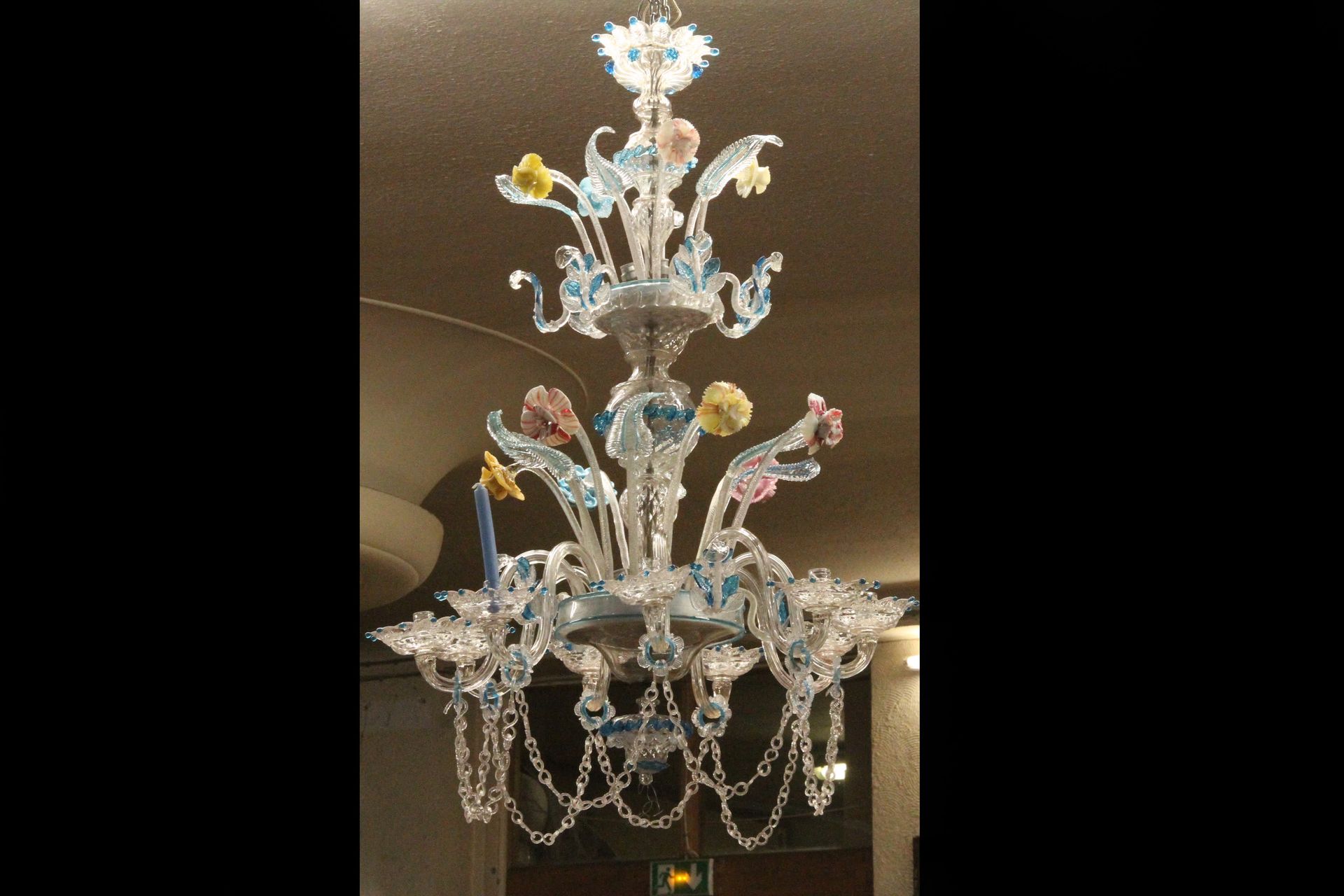Null IMPORTANT CHANDELIER IN MURANO GLASS WITH NINE ARMS (ACCIDENT AND MISSING)