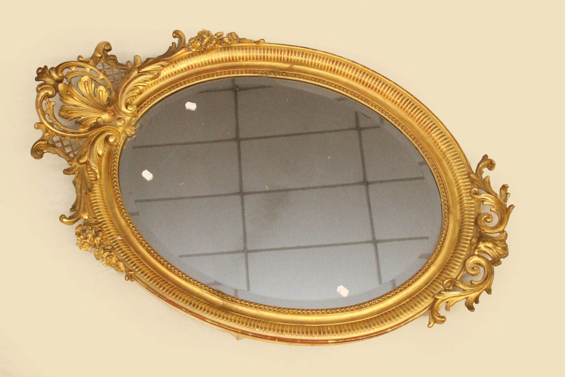 Null LARGE MIRROR IN WOOD AND GILDED STUC, NAPOLEON III PERIOD, H 138 x 90 cm (S&hellip;