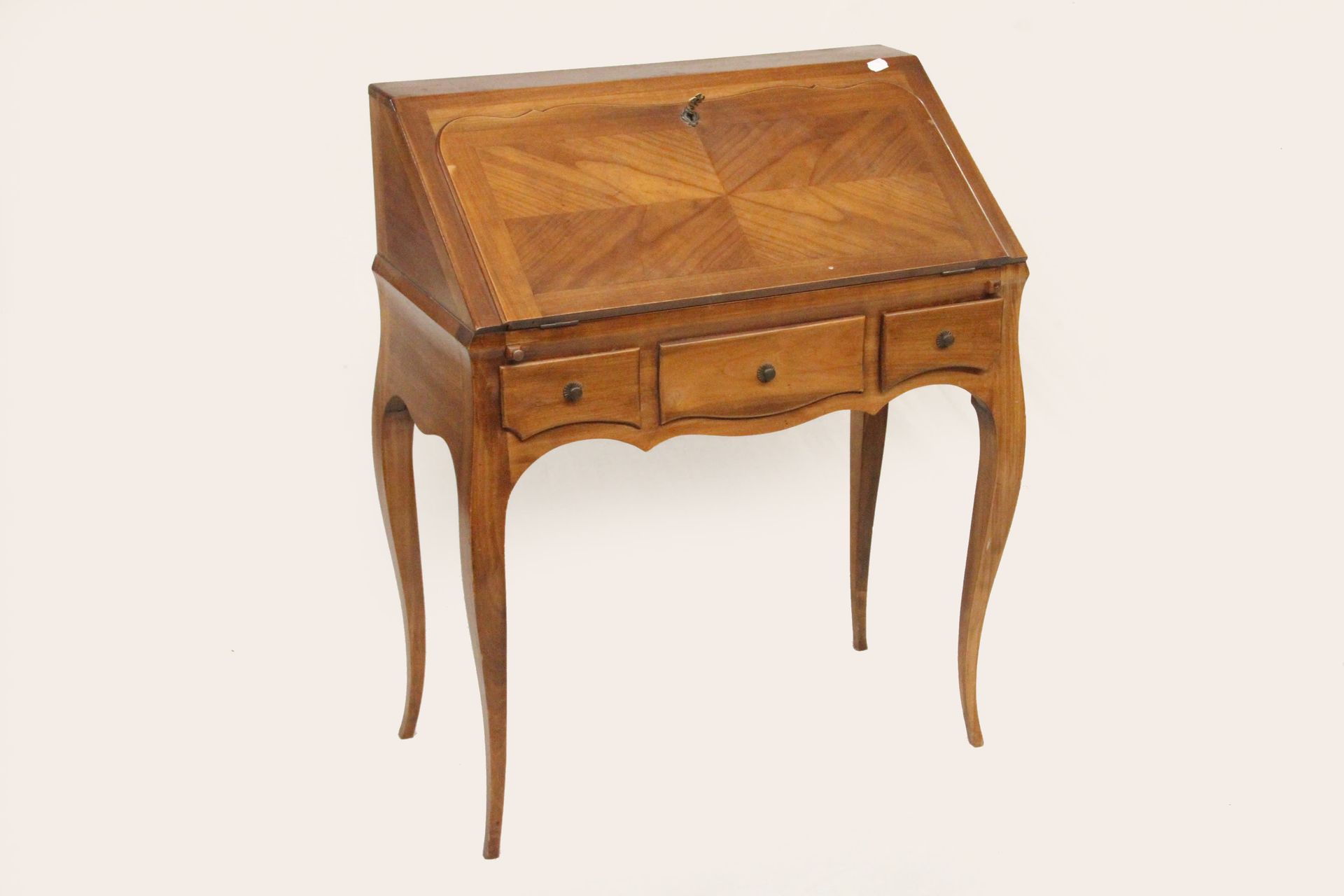 Null LOUIS XV STYLE SLOPING DESK IN CHERRY WOOD