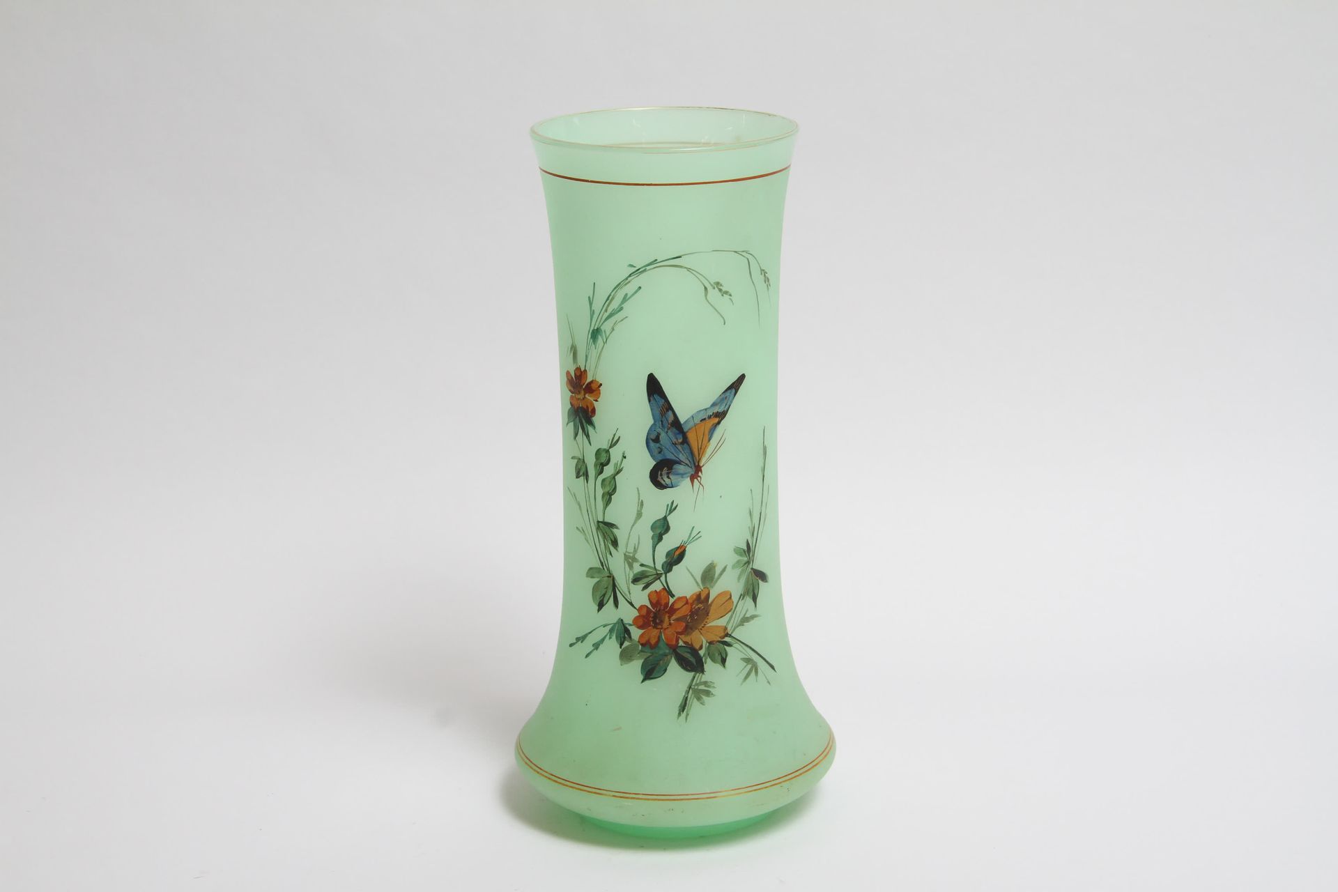 Null OPALINE GLASS VASE DECORATED WITH BUTTERFLY.