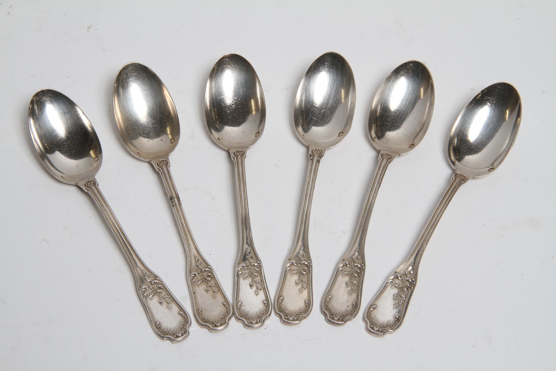 Null SIX SMALL SILVER SPoons MINERVE ROCAILLE STYLE (142 grs)
