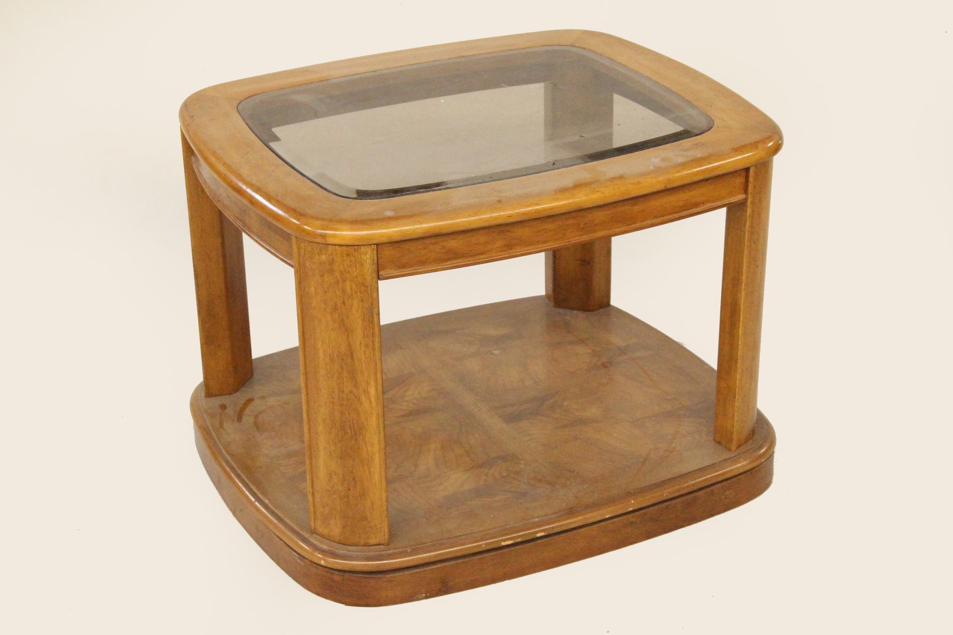 Null CHERRY WOOD COFFEE TABLE WITH A BEVELED GLASS TOP