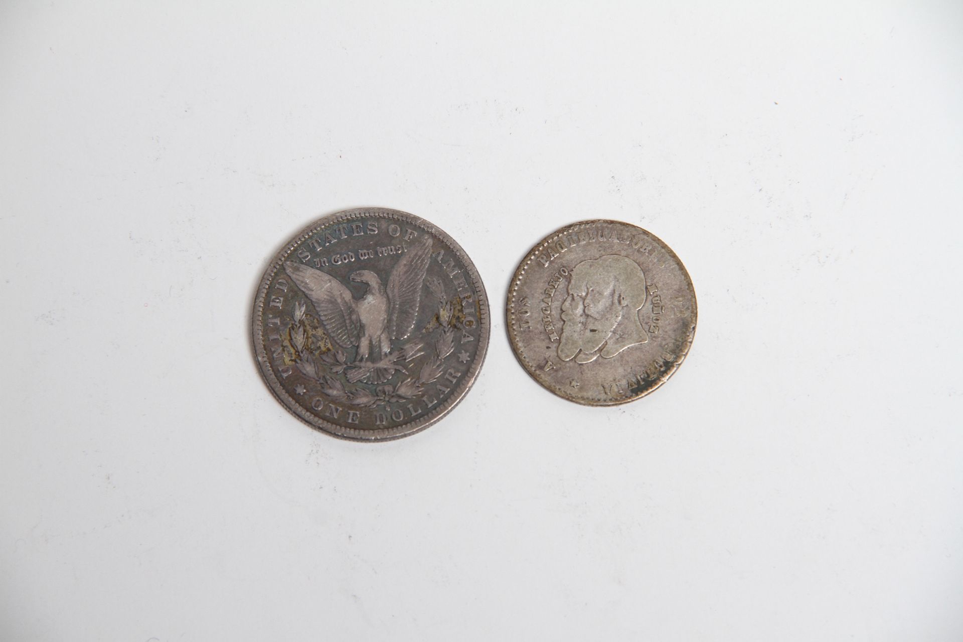 Null Un dollaro d'argento 1882. Una medaglia commemorativa messicana d'argento. &hellip;