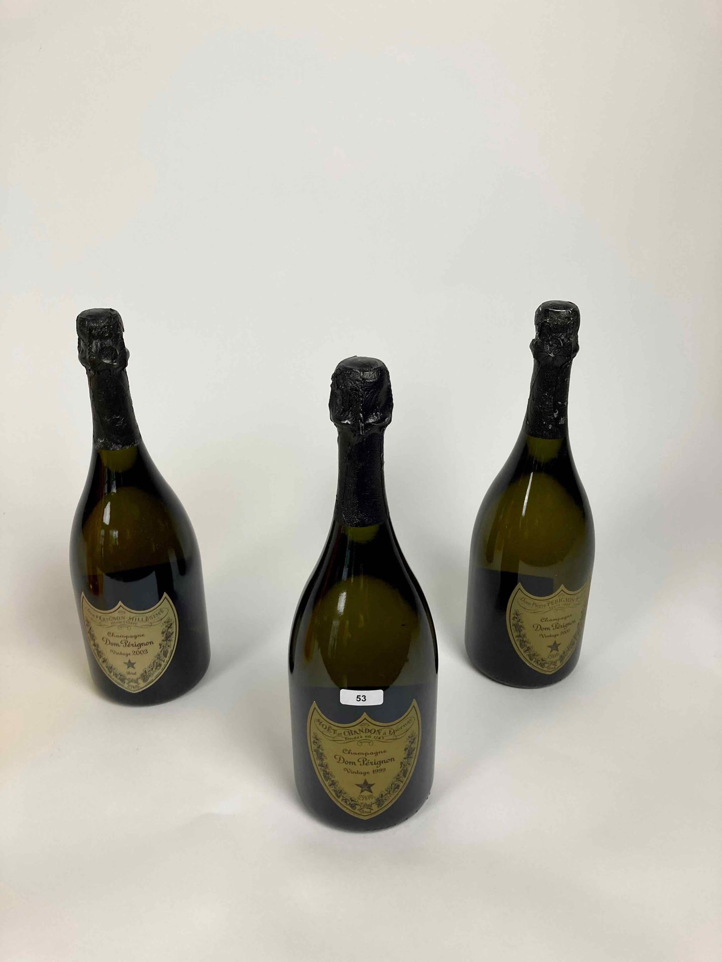 CHAMPAGNE Dom Pérignon - Vintage, brut 1999, 2000 et 2003 (blanc effervescent), &hellip;