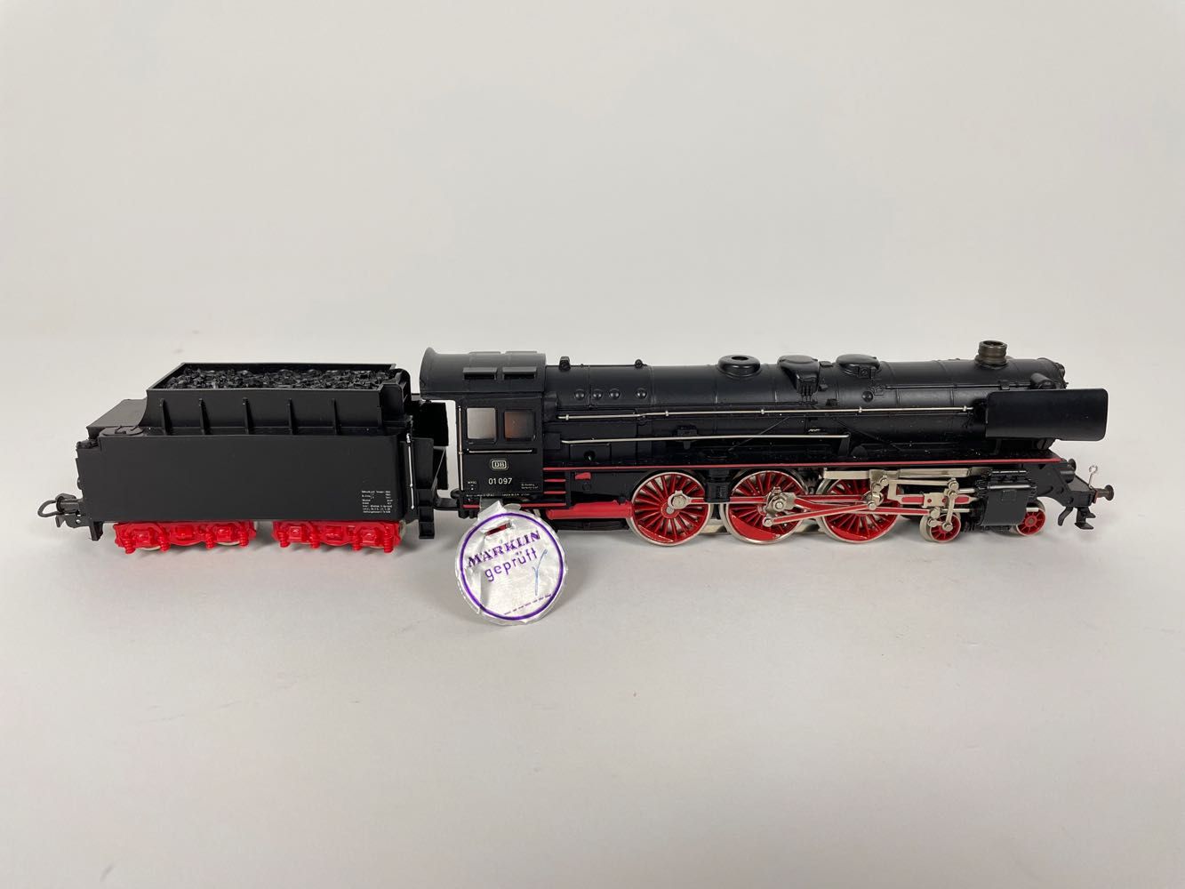 MÄRKLIN (H0) 3948, locomotora de la clase 01 DB Pacific (humo), con embalaje [es&hellip;