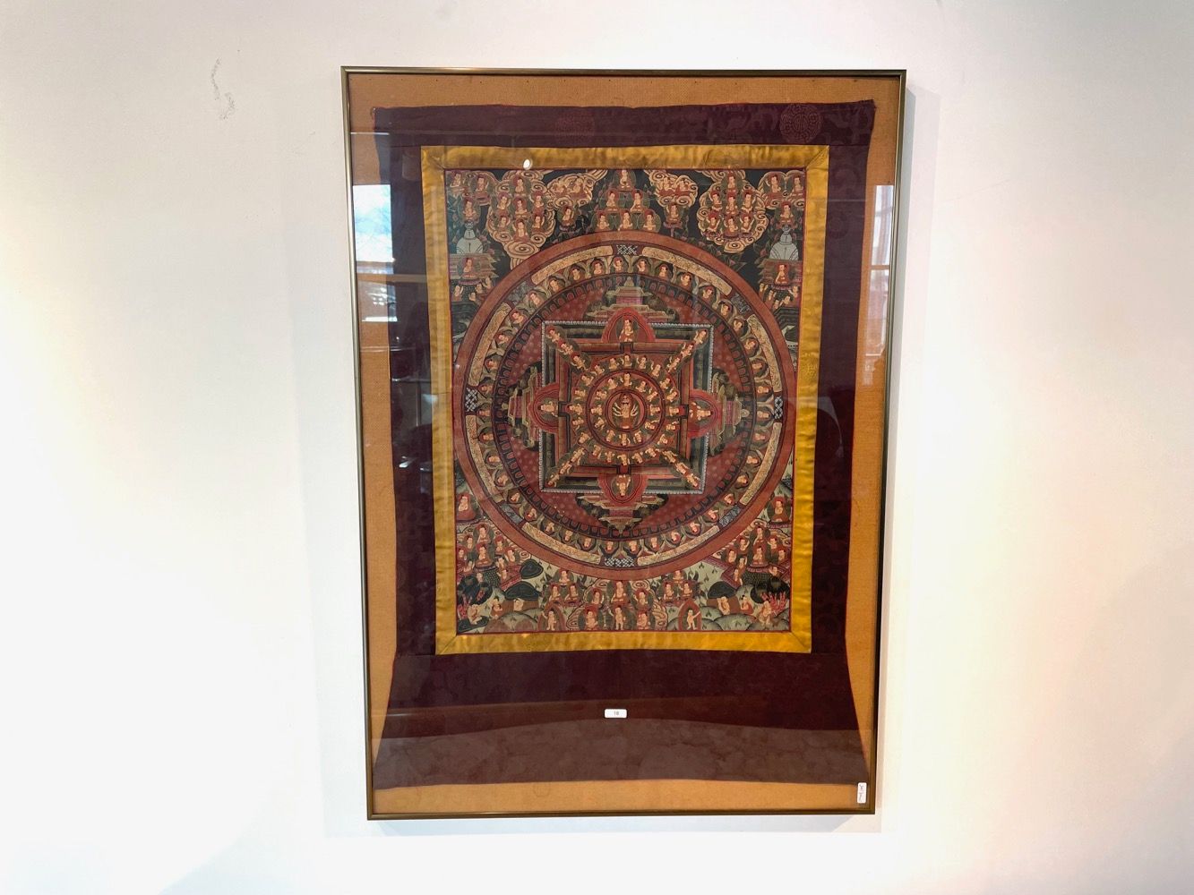 TIBET "Thangka (Mandala)", siglo XX, temple sobre lienzo y seda, 53x39 cm aprox.