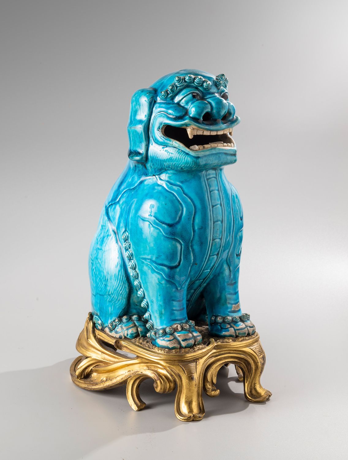 Null CHINE, XVIIIe siècle

Important sujet en céramique émaillé turquoise,

repr&hellip;