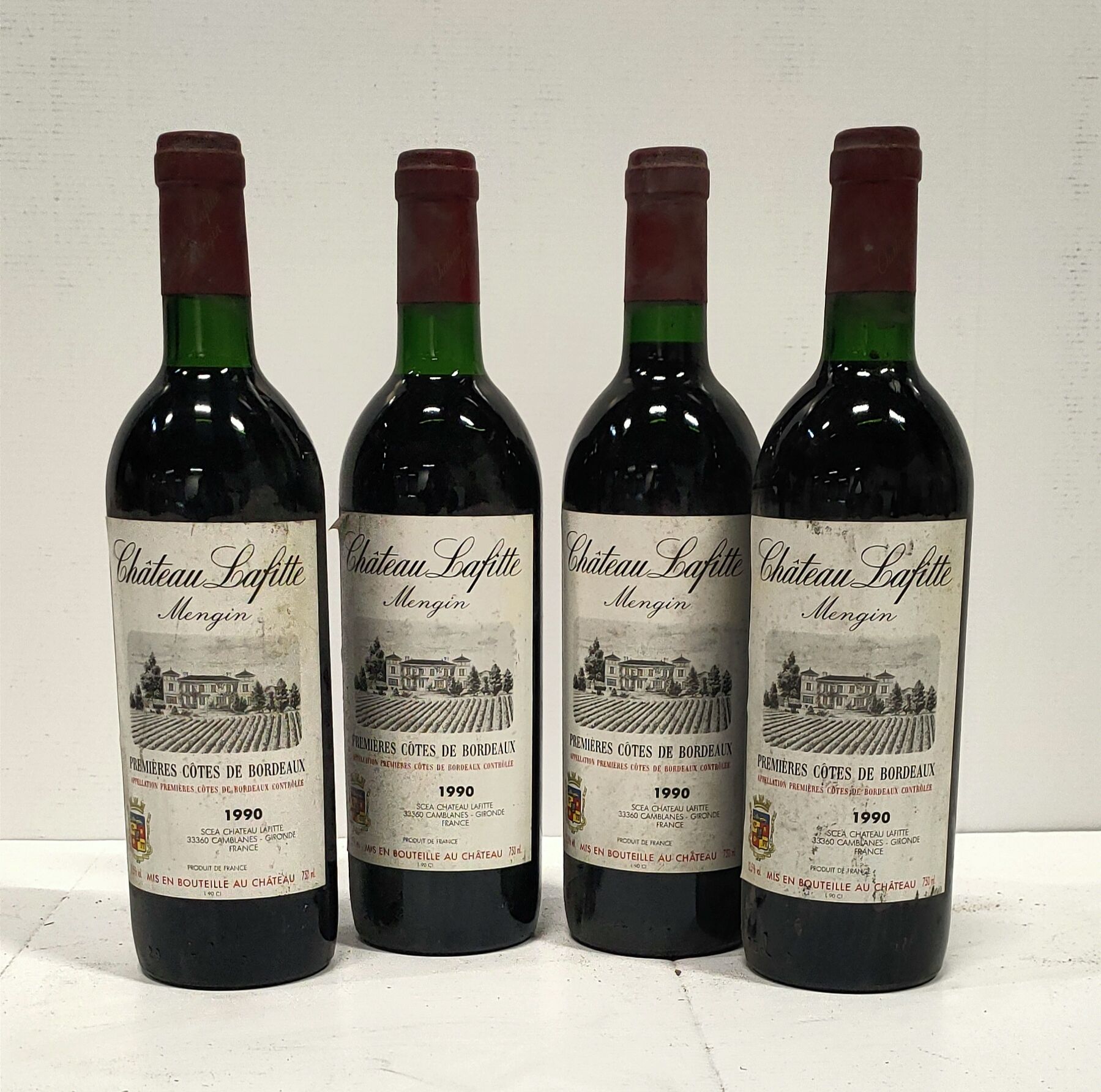 Null 4 bottles

Château LAFITTE Mengin - 1ères côtes de Bordeaux

1990

Slightly&hellip;