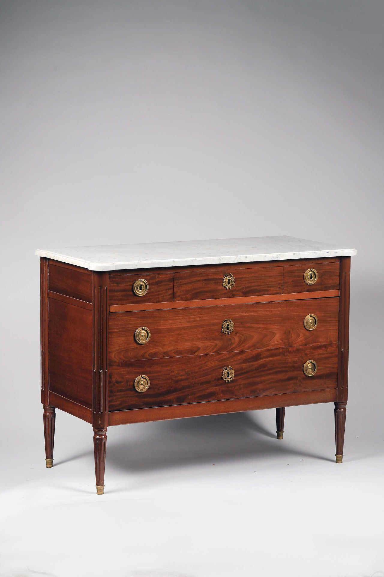 Null Jean CAUMONT, Master in Paris in 1774

A straight chest of drawers with two&hellip;