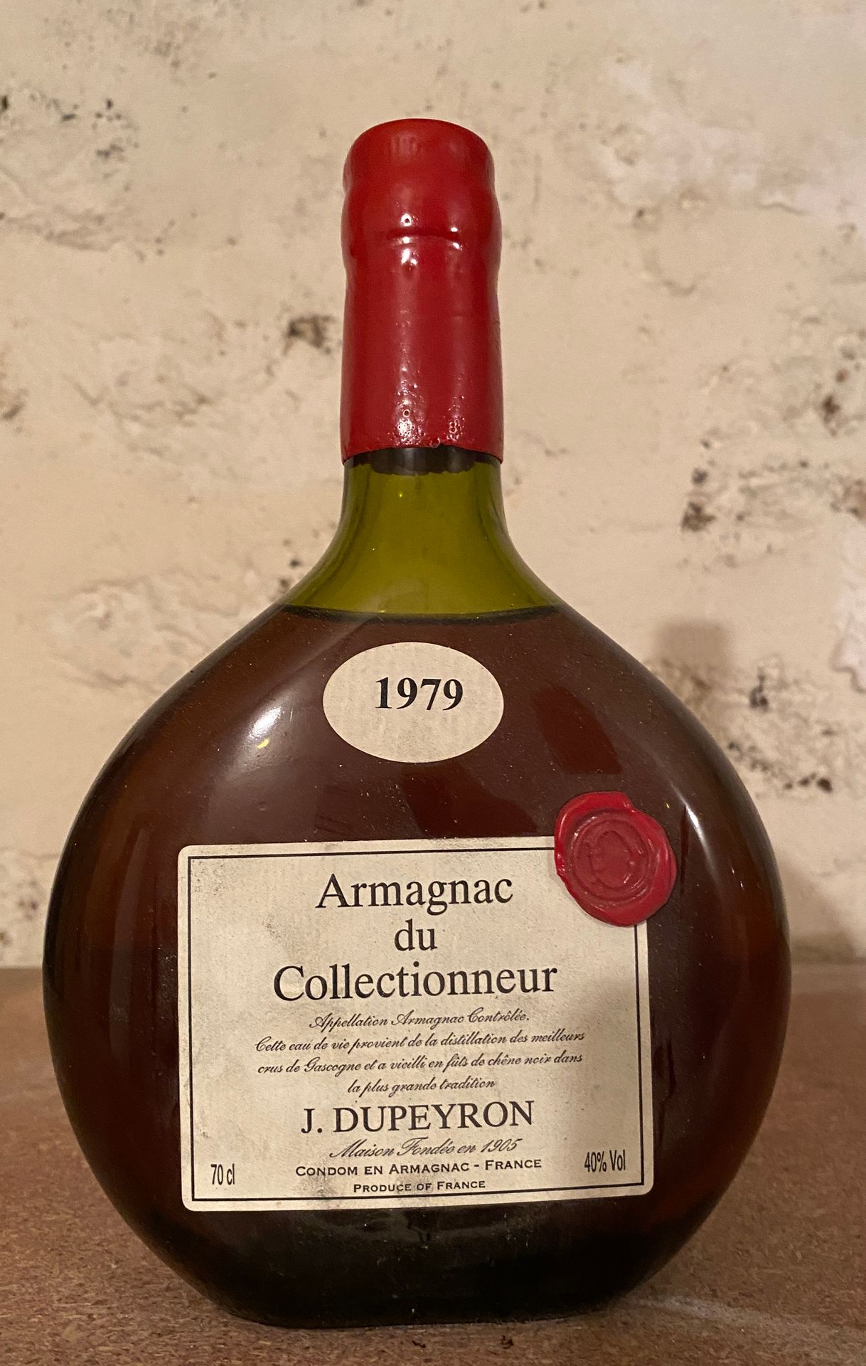 Null 1 bouteille ARMAGNAC du COLLECTIONNEUR 1979 - J. Dupeyron