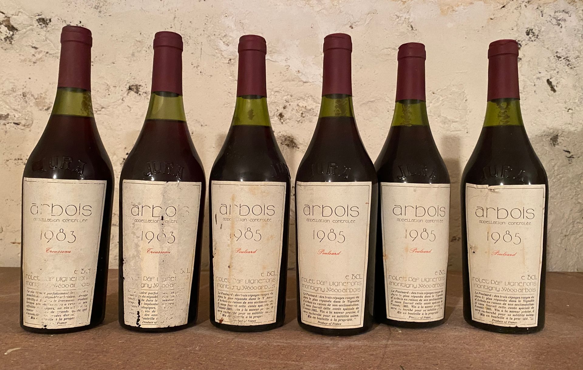 Null 6 bouteilles ARBOIS rouge Domaine ROLET PF Dont 2"Trousseau" 1983 et 4 "Pou&hellip;