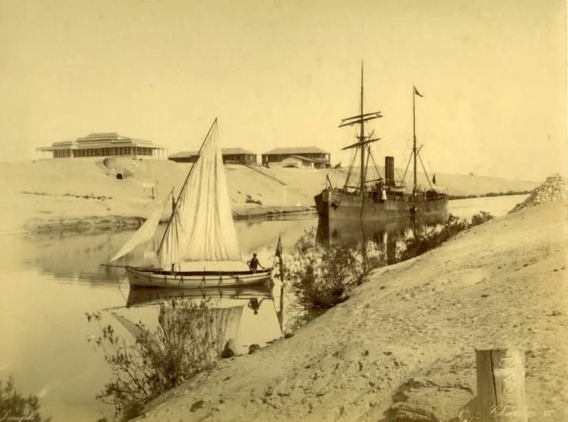 ZANGAKI Canal de Suez, 14 photographies vers 1880. Tirages albuminés d'époque d'&hellip;