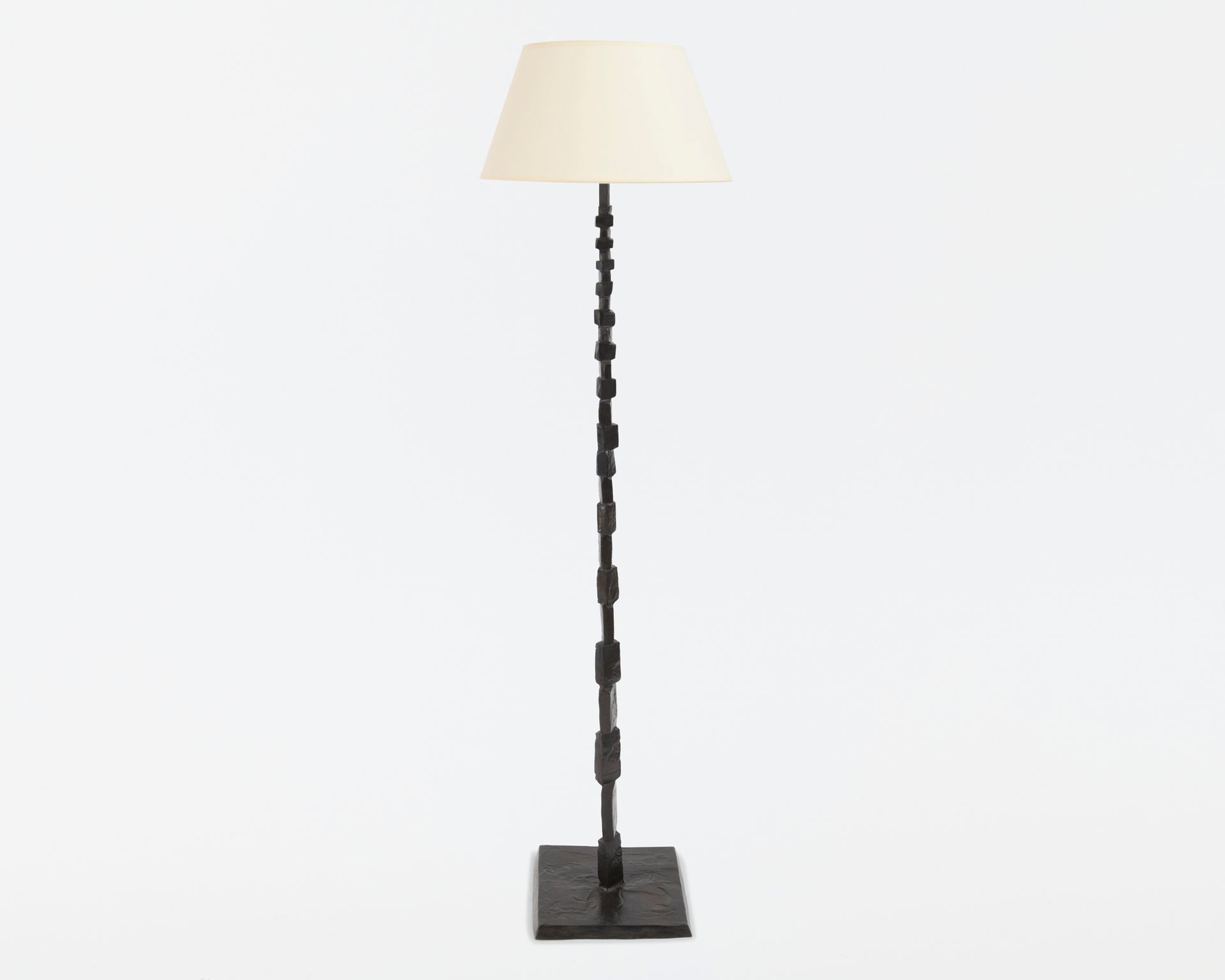 Null Column" floor lamp,
in bronze with brown patina. It is
consists of a cuboid&hellip;