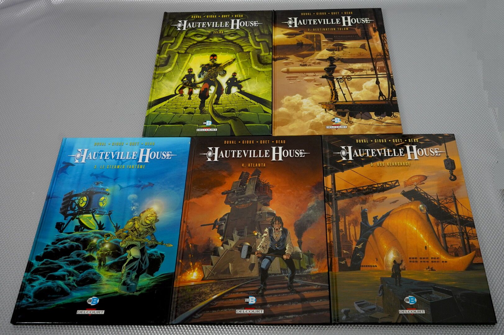 Null HAUTEVILLE HOUSE. 11 hardback albums.



Volumes 1 to 11.