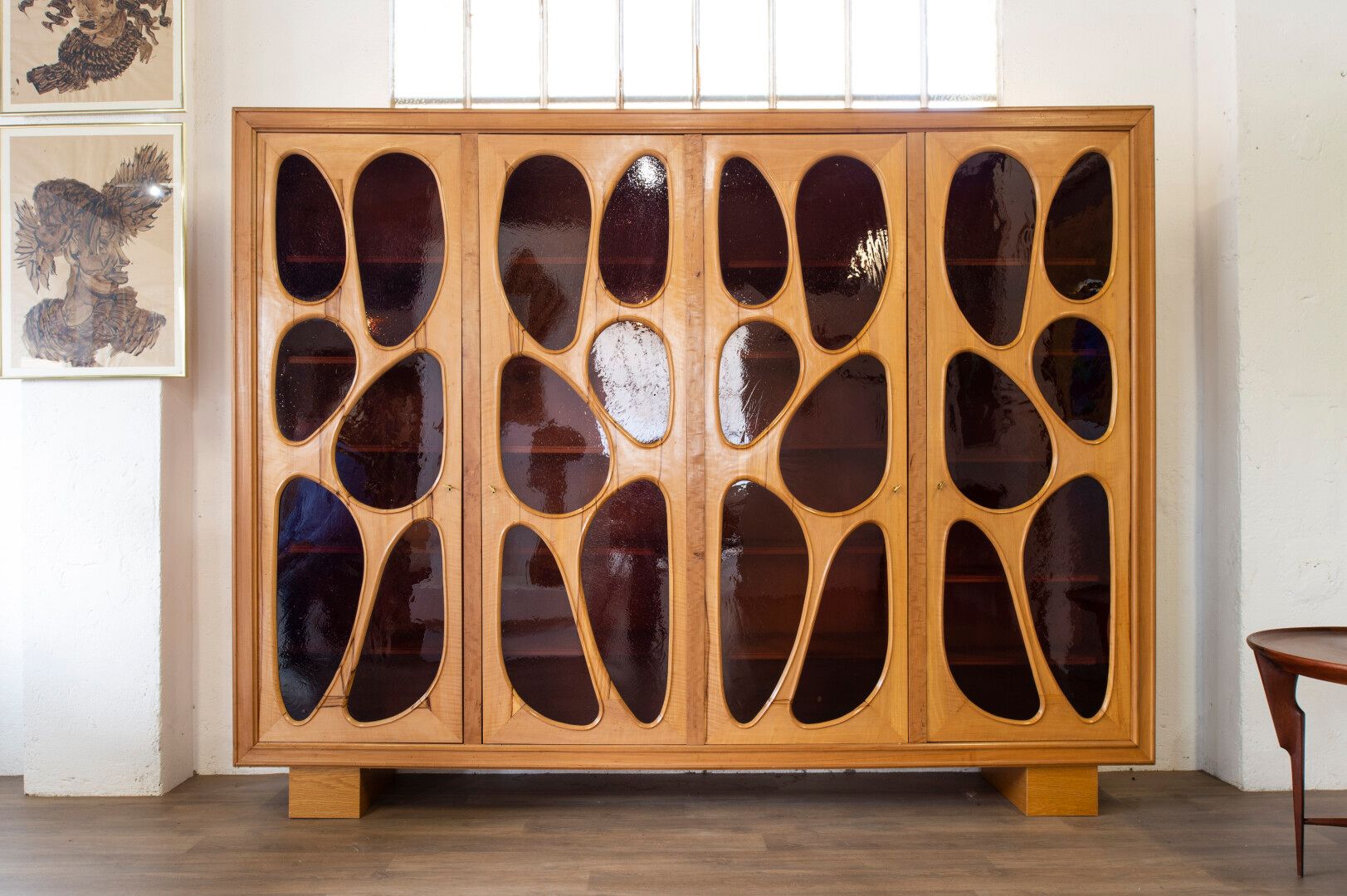 Null Vincent GONZALEZ (1928-2019)

Large display case

H : 200 W : 261 D : 44 cm