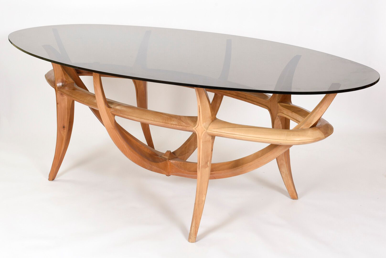 Null Vincent GONZALEZ (1928-2019)

Mesa de comedor, base de madera tallada, tapa&hellip;