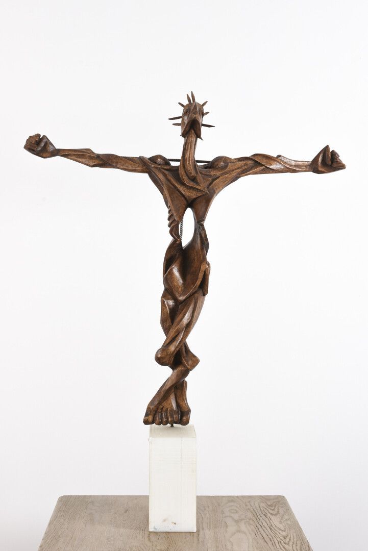 Null Vincent GONZALEZ (1928-2019)

Christ en chêne, socle en résine,

Monogrammé&hellip;