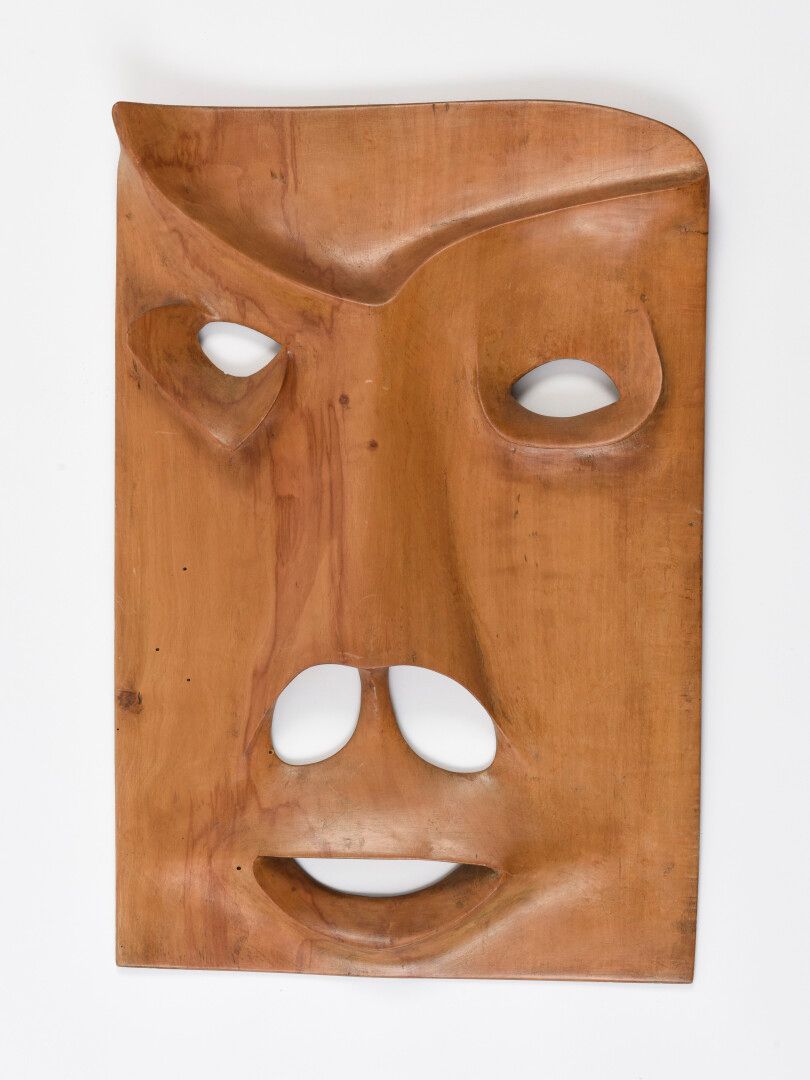 Null Vincent GONZALEZ (1928-2019)

 carved wooden plate with face decoration 

3&hellip;