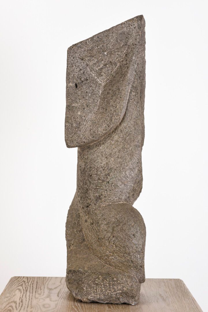 Null Vincent GONZALEZ (1928-2019)

Composition abstraite en granite sculpté

76 &hellip;