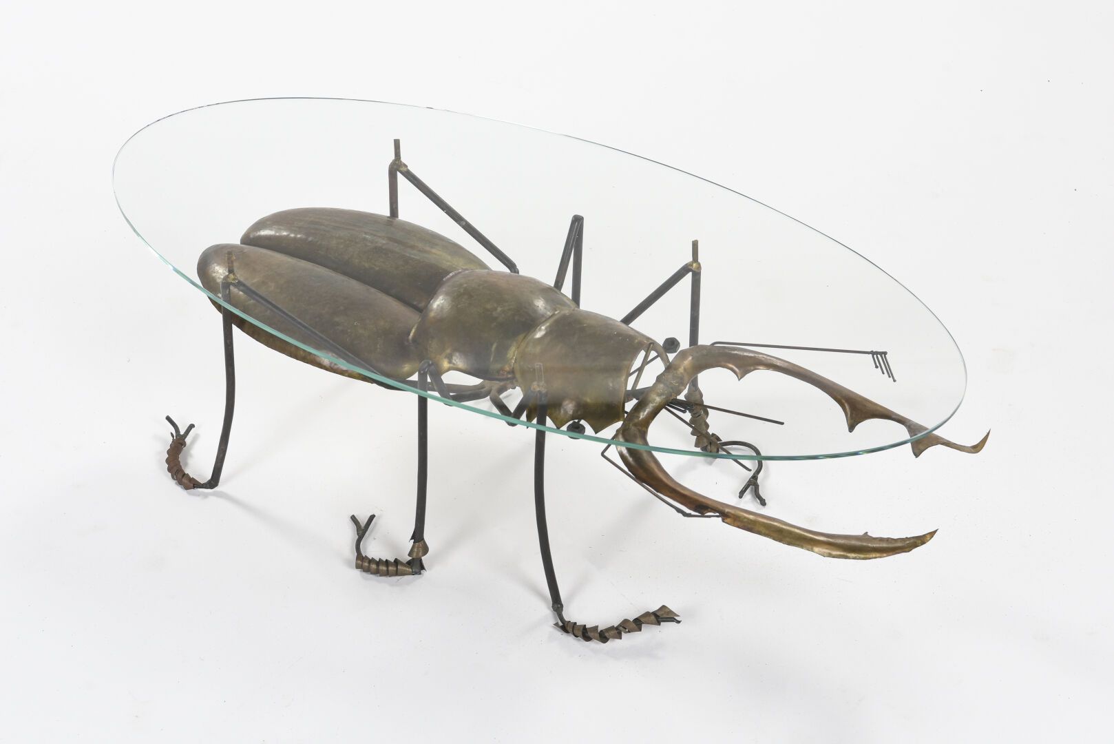 Null François MELIN (XXe siècle)

Table basse à piétement en forme de scarabée r&hellip;