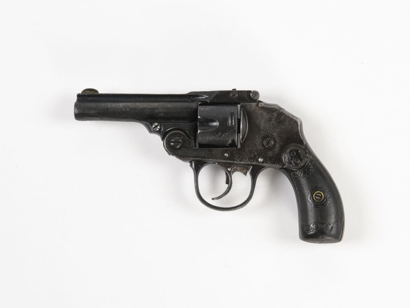 Null Revolver US double action hammerless, calibre 32 SW
Bon fonctionnement, bon&hellip;