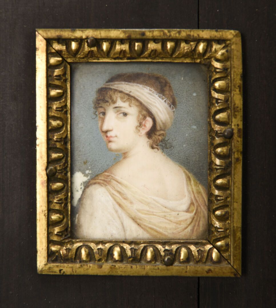 Null Miniature rectangulaire figurant une femme vêtue à l'Antique 
Italie 18ème &hellip;