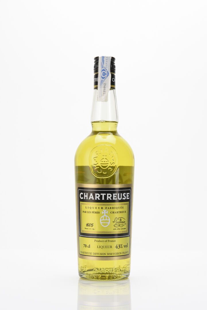 Null 1 B YELLOW CHARTREUSE SANTA TECLA 70 cl 43% (2018) Chartreux Fathers NM