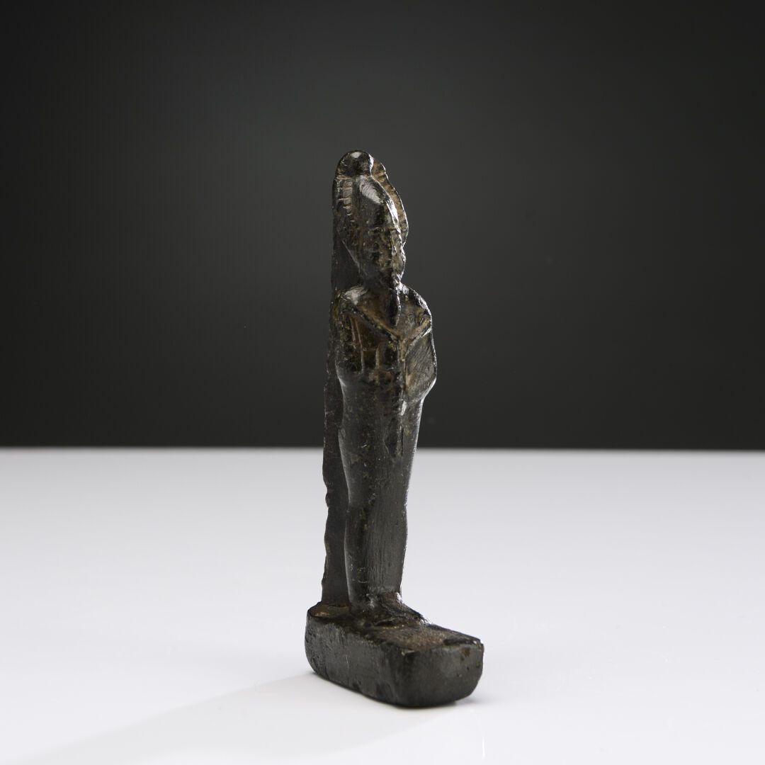 Null Statuette of mummiform Osiris standing, wearing the scepter and flagellum, &hellip;