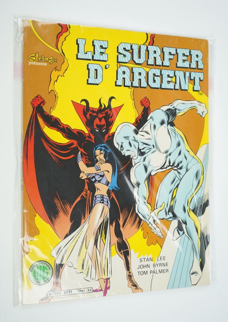 Null Der SILBERNE SURFER. LUG, 1985. 
Band 9 der Reihe Top BD. Einzige Ausgabe, &hellip;