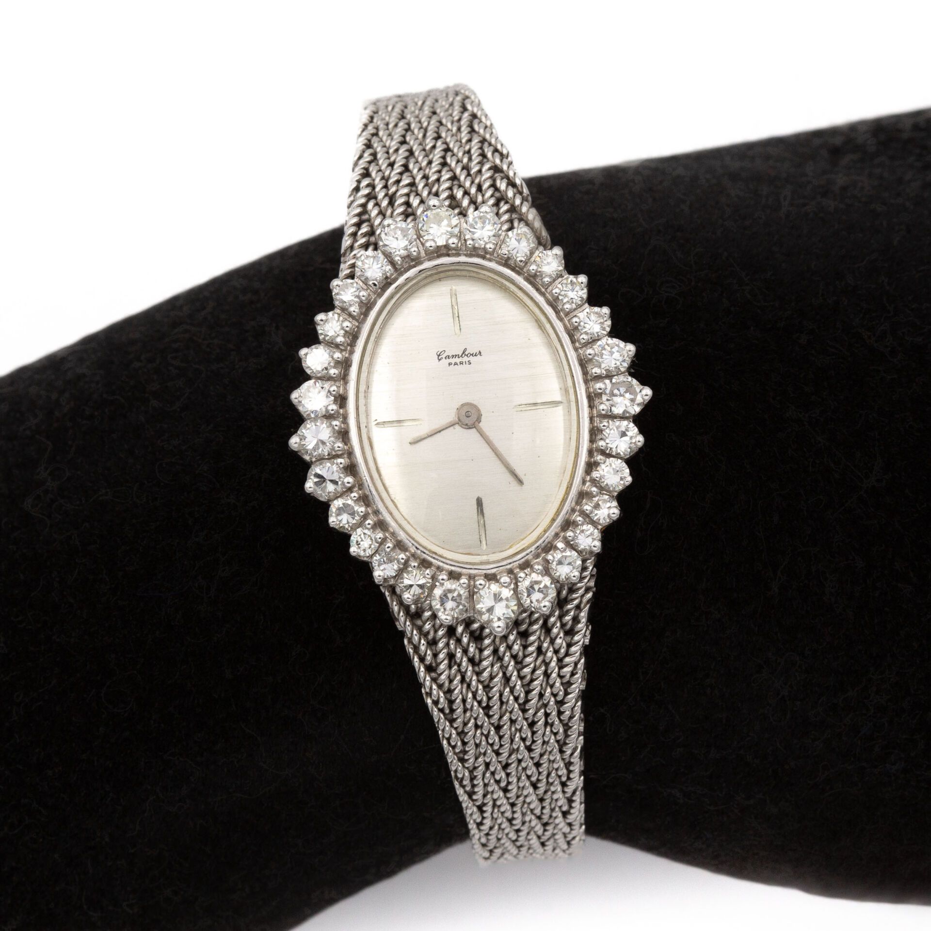 Null CAMBOUR PARIS montre de dame, boîtier et bracelet en or blanc (750) 18K. Lu&hellip;