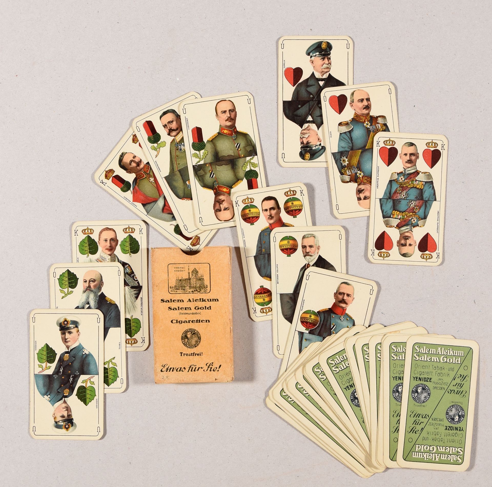 Null 第一次世界大战中的德国游戏。Altenburg Deutsche Kriegs-spielkarte [c.1918] 双头，铬石，10.1 x 5.&hellip;
