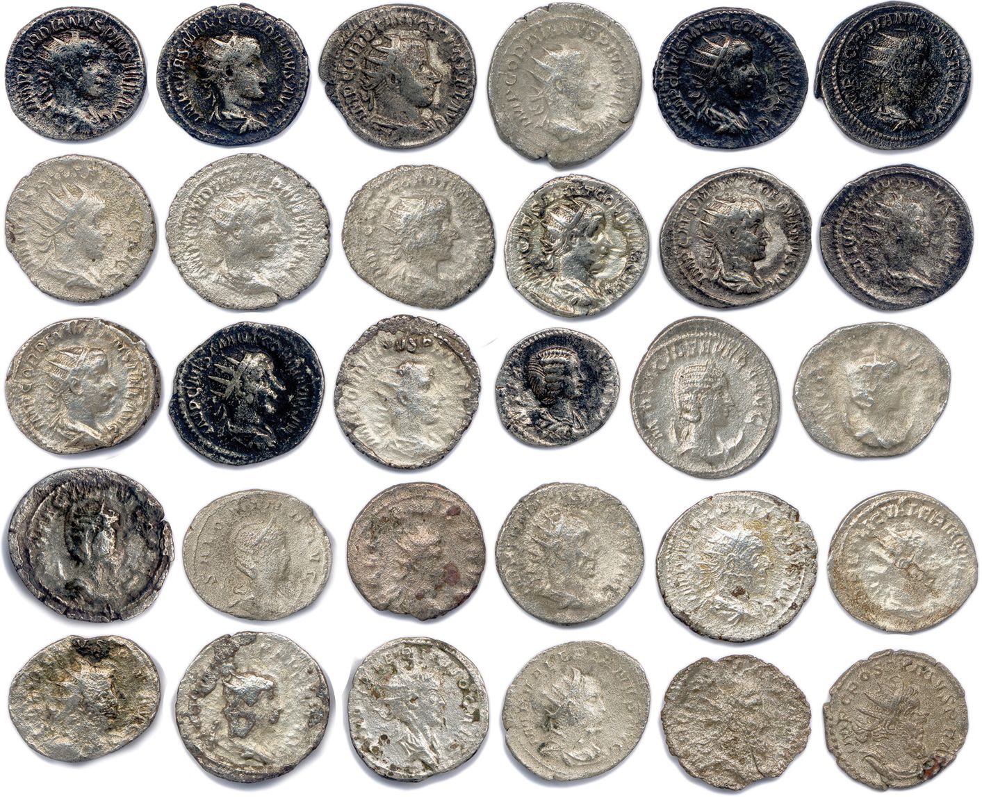 Null EMPIRE ROMAIN

Lot de TRENTE monnaies romaines en argent (29 antoniniens et&hellip;