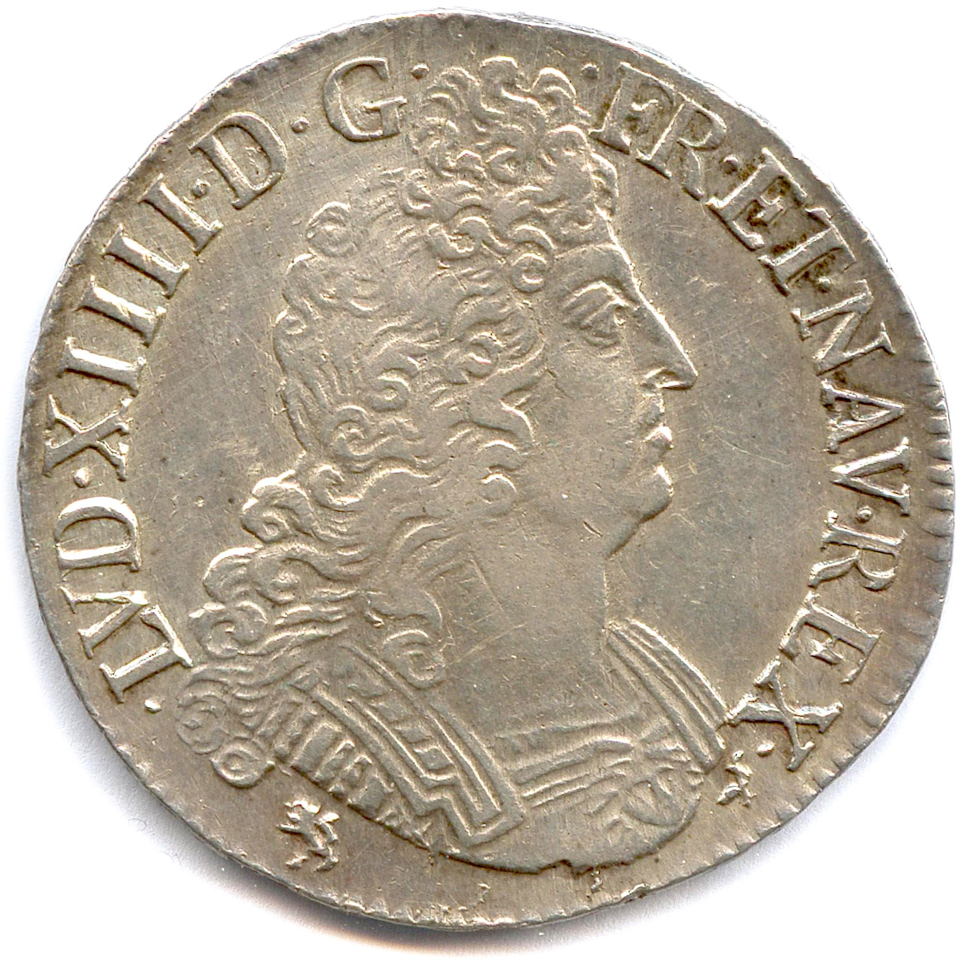 Null LOUIS XIV 1643-1715

Écu aux 8 L (2e type) 1704 9 = Rennes. 

(27,28 g) Gad&hellip;