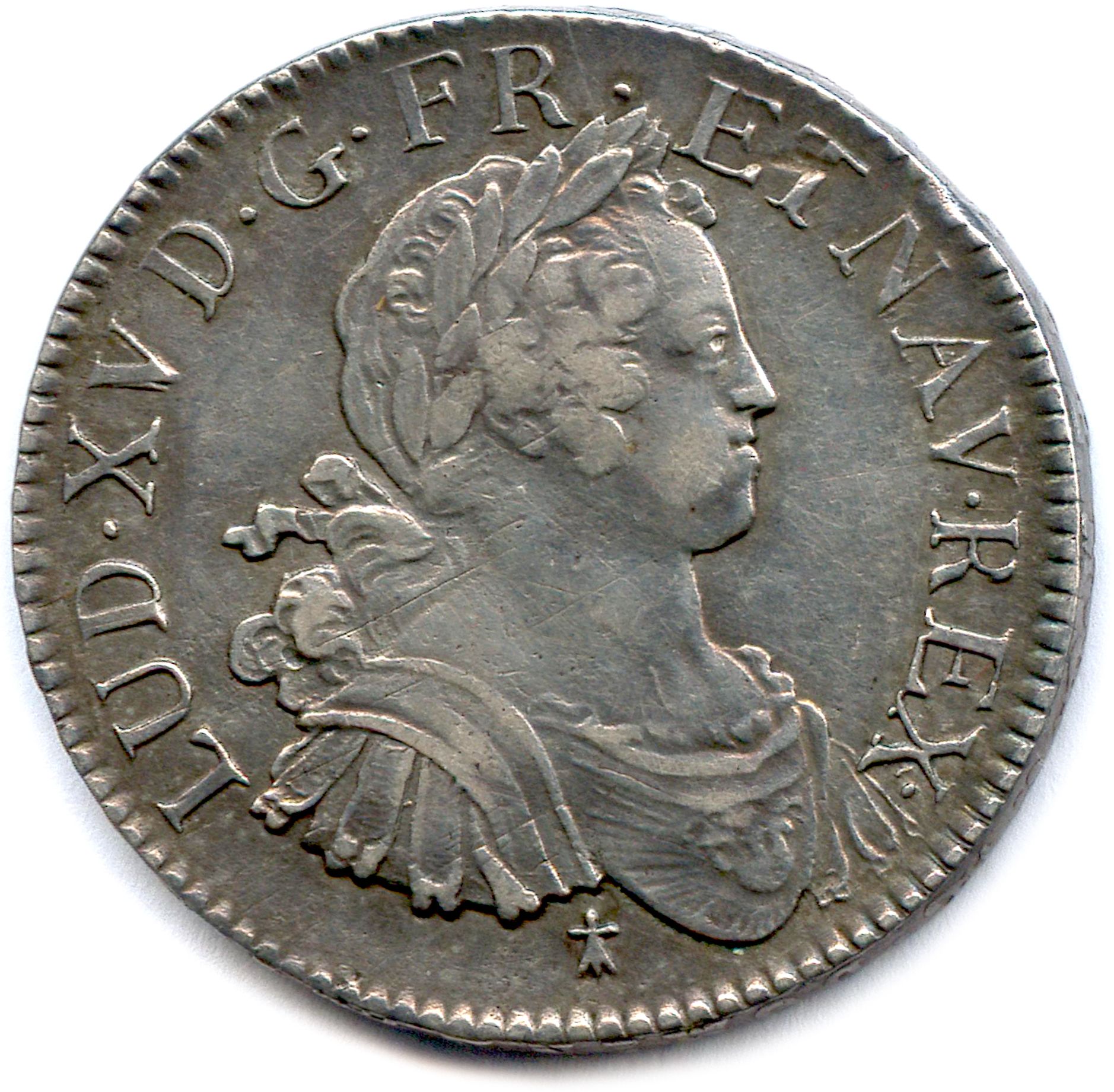 Null 路易十五 1715-1774

盾牌上有8个L 1724 AA=梅兹。

(23,42 g) Gad 320

罕见的研讨会。T.B.