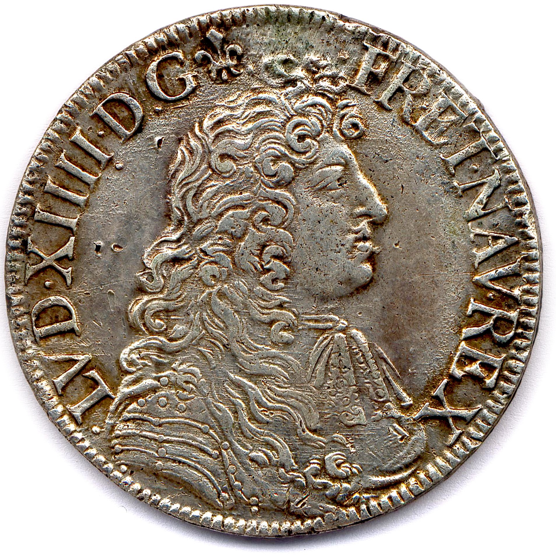 Null LUIGI XIV 1643-1715

Écu à la Cravate (2a edizione di Warin)

1682 K = Bord&hellip;