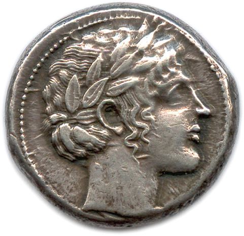 Null SICILE - LÉONTINI 476-468

Tête laurée l'Apollon à droite, les cheveux rele&hellip;
