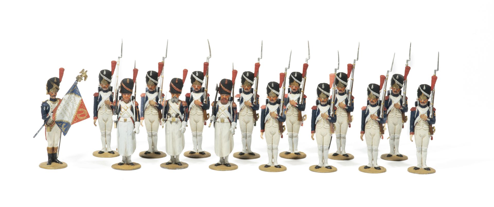 Null Métayer。帝国卫队的第1步兵掷弹兵团。1名步兵军官（手臂被粘回），1面旗帜，1名工兵军士和3名工兵（1个手臂被打断），11名士兵。(16图)。T&hellip;