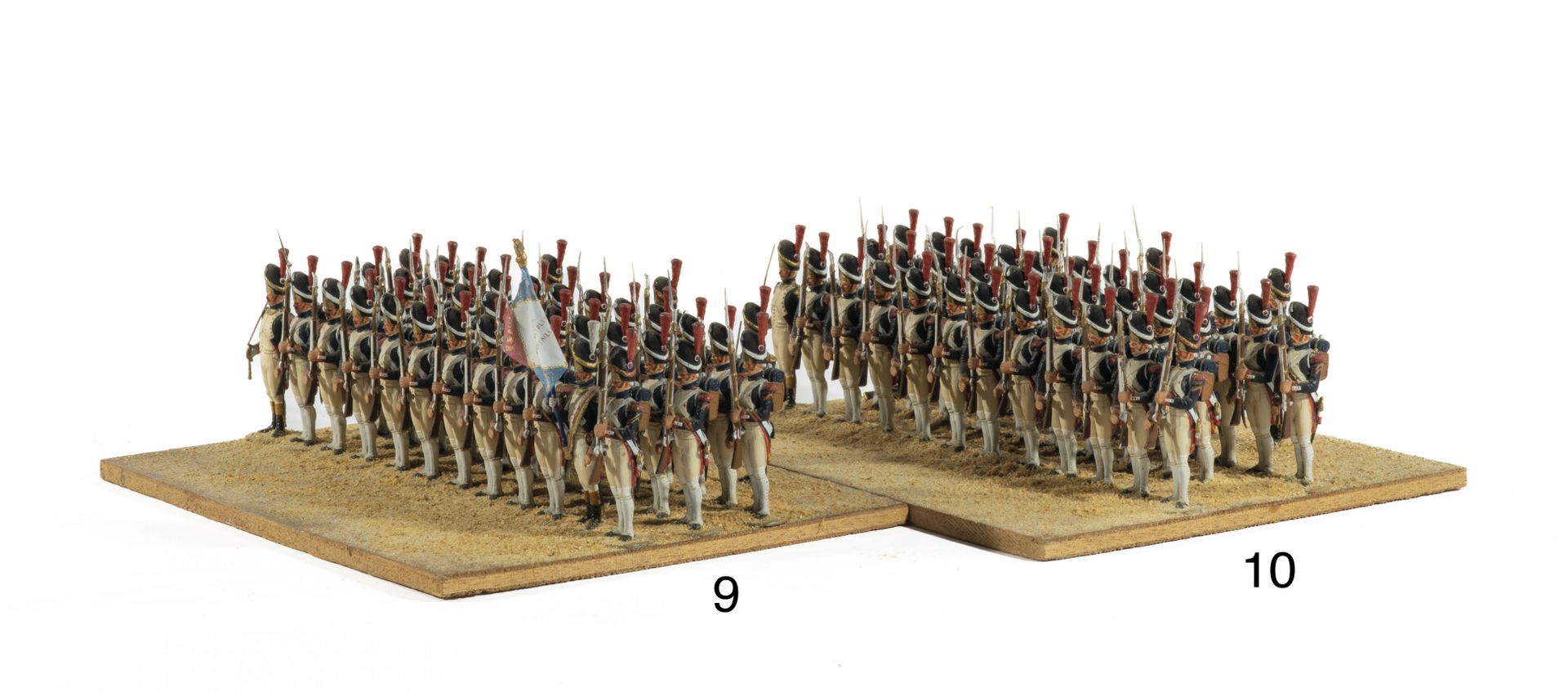 Null Métayer。帝国卫队的第1步兵掷弹兵团。在三排有旗帜，3名军官，1名军士和33名士兵。(38图)。在一个喷砂的木牌上。24.5 x 18厘米。T.&hellip;